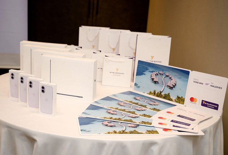 Maldives trips, Apple devices awarded to the Bank's loyal customers